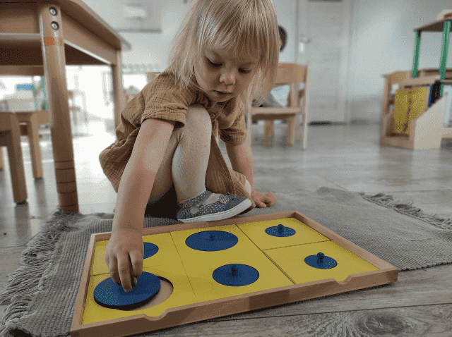ŻŁOBEK MONTESSORI I PRZEDSZKOLE NIEPUBLICZNE DOMEK PRZEDSZKOLAKA MONTESSORI DANUTA KARCZEWSKA — zdjęcie 4